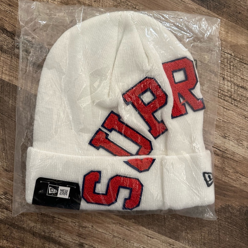 Supreme Big Arc Beanie